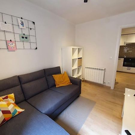 Acogedor Piso En El Centro De Sabinanigo Apartment Exterior photo